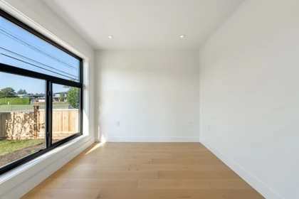 Living Room Photo of 4943 44 Avenue, Delta, BC