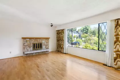 Family Room Photo of 2019 Paulus Crescent, Burnaby, BC
