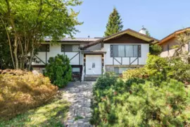 2019 Paulus Crescent, Burnaby, BC