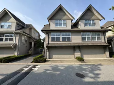 31 8089 209 Street, Langley, BC, Langley — Half Duplex for sale