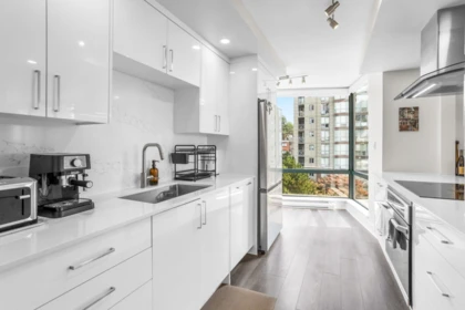 601 98 Tenth Street, New Westminster, BC, New Westminster — Apartment/Condo for sale