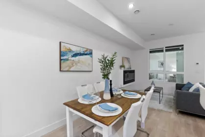 24 13895 64 Avenue, Surrey, BC, Surrey — Townhouse for sale