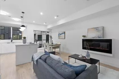 24 13895 64 Avenue, Surrey, BC, Surrey — Townhouse for sale
