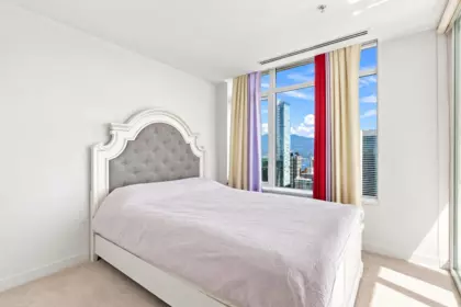 Powder Room Photo of 3407 1028 Barclay Street, Vancouver, BC