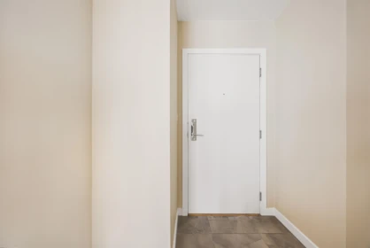 Hallway Photo of 2905 2980 Atlantic Avenue, Coquitlam, BC
