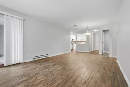 Breakfast Nook Photo of 305 2963 Nelson Place, Abbotsford, BC