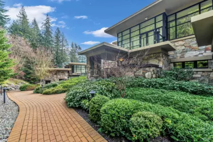 303 2245 Twin Creek Place, West Vancouver, BC, West Vancouver — Apartment/Condo for sale