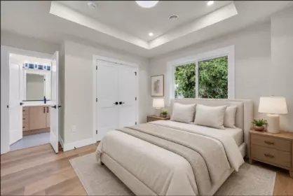 Powder Room Photo of 9657 161a Street, Surrey, BC