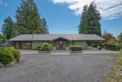 987 Gower Point Road, Gibsons, BC, Gibsons — Single Family Residence for sale