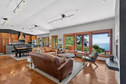 987 Gower Point Road, Gibsons, BC, Gibsons — Single Family Residence for sale