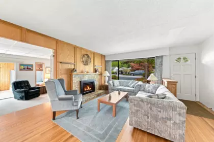 2161 Floralynn Crescent, North Vancouver, BC, North Vancouver — Single Family Residence for sale