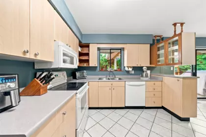 Primary Bedroom Photo of 2161 Floralynn Crescent, North Vancouver, BC