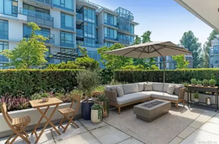 569 2080 West Broadway Street, Vancouver, BC, Vancouver — Apartment/Condo for sale