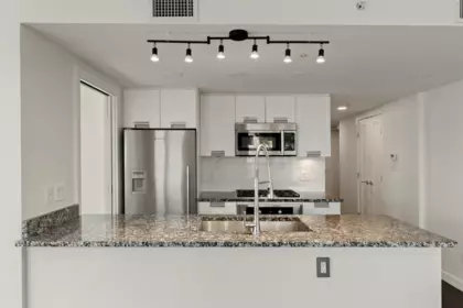 Loft / Bonus Room Photo of 569 2080 West Broadway Street, Vancouver, BC