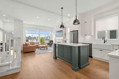 Kitchen Island Photo of 7519 198b Street, Langley, BC