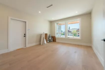 Garage Interior Photo of 5962/64 Barnacle Street, Sechelt, BC
