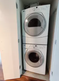 Laundry Room Photo of 1002 1055 Richards Street, Vancouver, BC