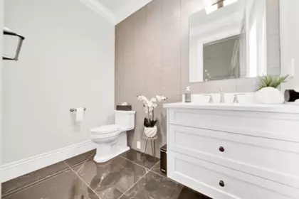 Staircase Photo of 20208 42 Avenue, Langley, BC