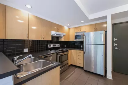 202 1688 Robson Street, Vancouver, BC, Vancouver — Apartment/Condo for sale