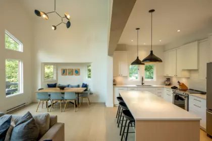 Kitchen Island Photo of 6260 Eagle Drive, Whistler, BC