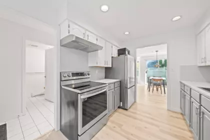 Breakfast Nook Photo of 1 7110 Barnet Road, Burnaby, BC