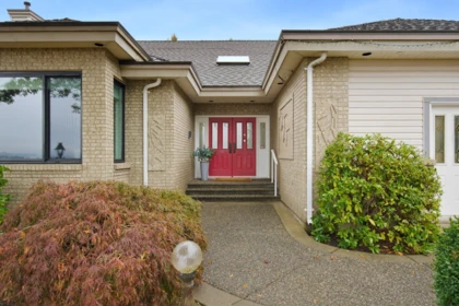 Living Room Photo of 5226 222 Street, Langley, BC