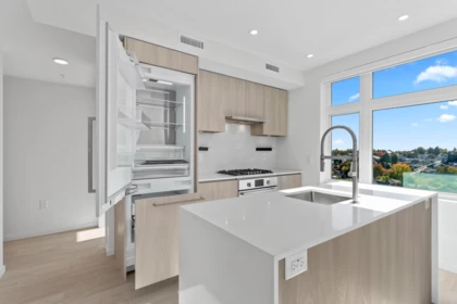 603 3264 Vanness Street, Vancouver, BC, Vancouver — Apartment/Condo for sale