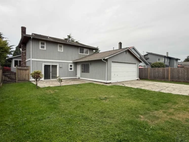 Laundry Room Photo of 10760 Seamount Road, Richmond, BC