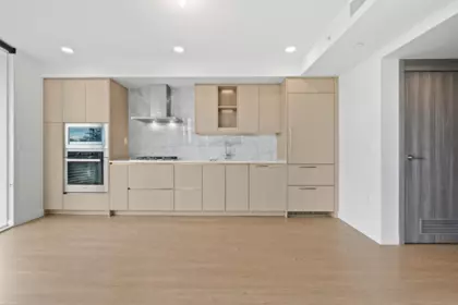 684 87 Nelson Street, Vancouver, BC, Vancouver — Apartment/Condo for sale