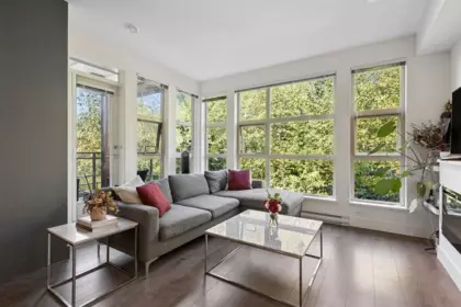 316 3602 Aldercrest Drive, North Vancouver, BC, North Vancouver — Apartment/Condo for sale