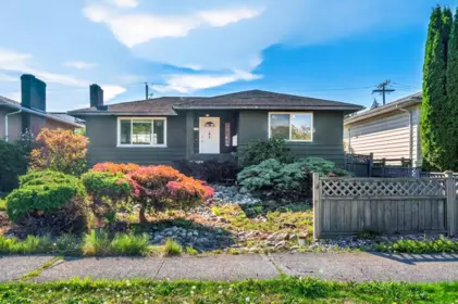3232 W 16th Avenue, Vancouver, BC, Vancouver — Single Family Residence for sale