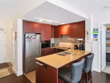 1307 158 W 13th Street, North Vancouver, BC, North Vancouver — Apartment/Condo for sale