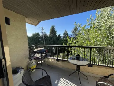 302 1099 E Broadway, Vancouver, BC, Vancouver — Apartment/Condo for sale