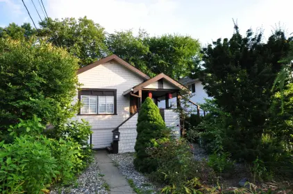 2162 Fraser Avenue, Port Coquitlam, BC, Port coquitlam — Single Family Residence for sale