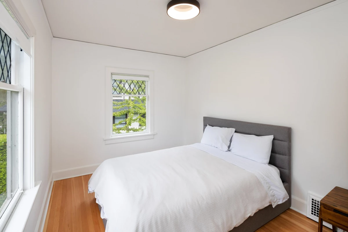 Bedroom 4 Photo of 1121 W 16th Avenue, Vancouver, BC