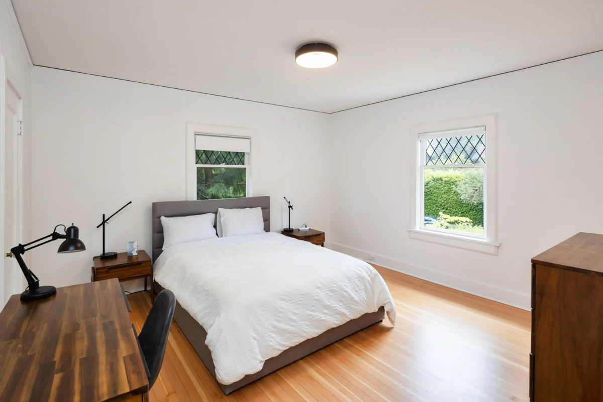 Powder Room Photo of 1121 W 16th Avenue, Vancouver, BC