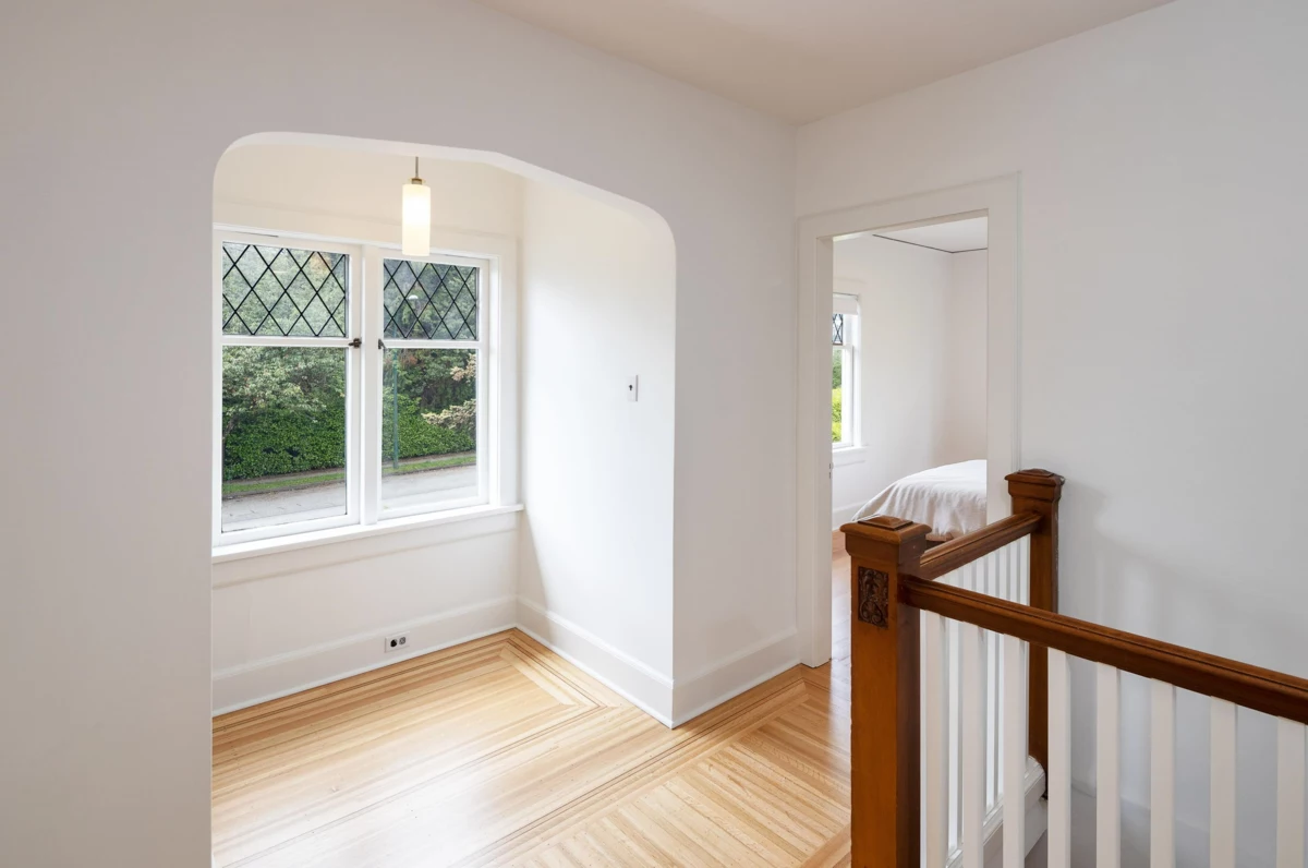 Primary Bathroom Photo of 1121 W 16th Avenue, Vancouver, BC