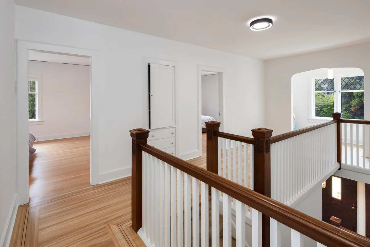 Walk-In Closet Photo of 1121 W 16th Avenue, Vancouver, BC