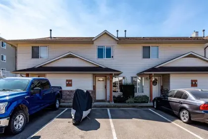 9 9206 Corbould Street, Chilliwack, BC, Chilliwack — Apartment/Condo for sale