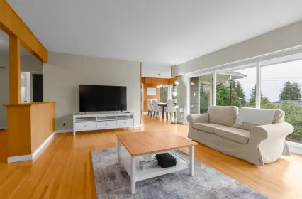 1114 Crestline Road, West Vancouver, BC, West vancouver — Single Family Residence for sale