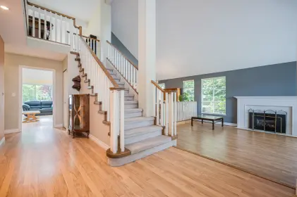 16168 91a Avenue, Surrey, BC, Surrey — Single Family Residence for sale