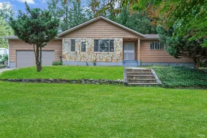 27841 Laurel Place, Maple Ridge, BC, Maple ridge — Single Family Residence for sale