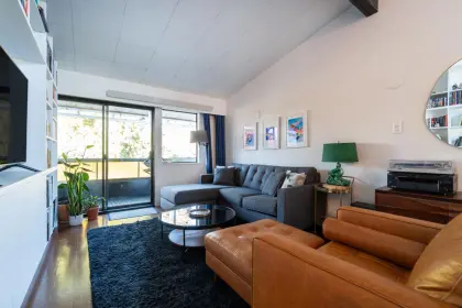 204 6904 Fraser Street, Vancouver, BC, Vancouver — Apartment/Condo for sale