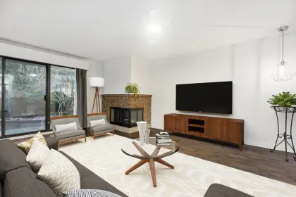 11 3350 Rosemont Drive, Vancouver, BC, Vancouver — Townhouse for sale