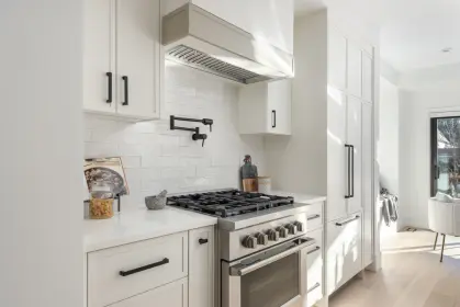 1075 E 22nd Avenue, Vancouver, BC, Vancouver — Half Duplex for sale