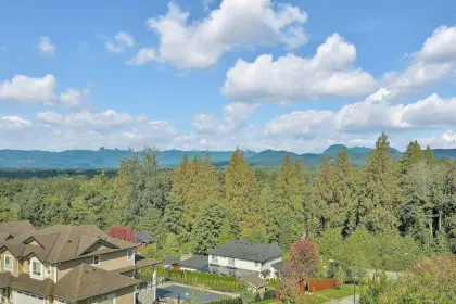 25422 Godwin Drive, Maple Ridge, BC, Maple ridge — Single Family Residence for sale