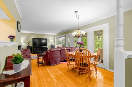 Kitchen Island Photo of 5502 Bakerview Drive, Surrey, BC