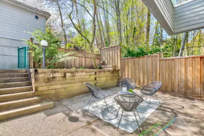 104 Shoreline Circle, Port Moody, BC, Port moody — Townhouse for sale