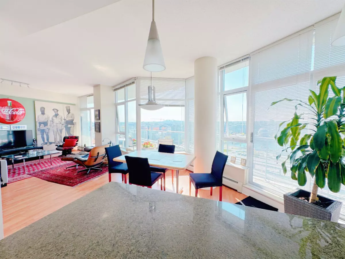 Family Room Photo of 2901 58 Keefer Place, Vancouver, BC