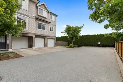 14 9140 Hazel Street, Chilliwack, BC, Chilliwack — Townhouse for sale